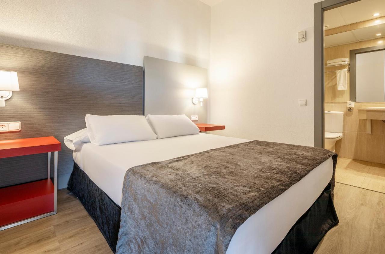 Ilunion Romareda Hotel Сарагоса Екстериор снимка
