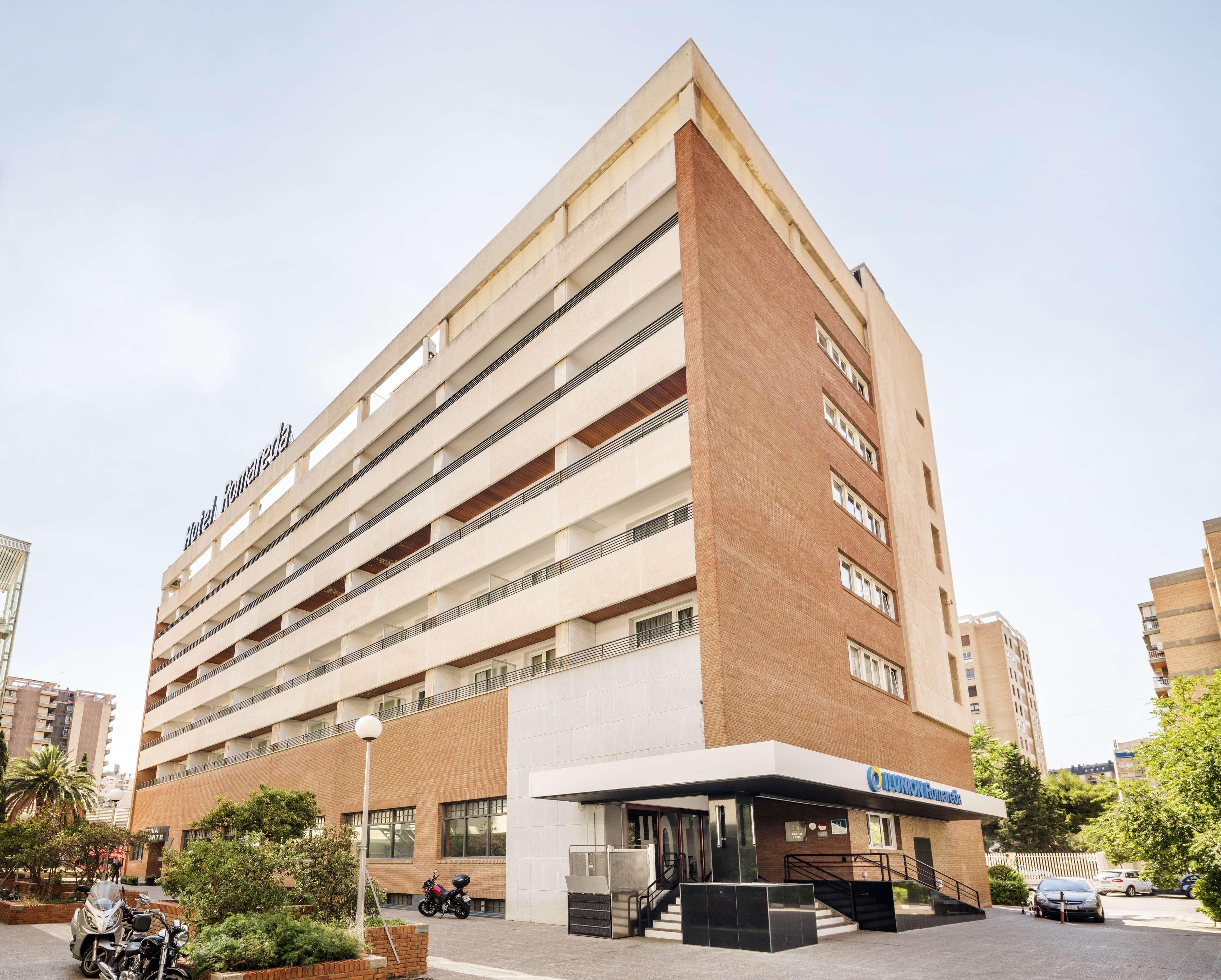 Ilunion Romareda Hotel Сарагоса Екстериор снимка