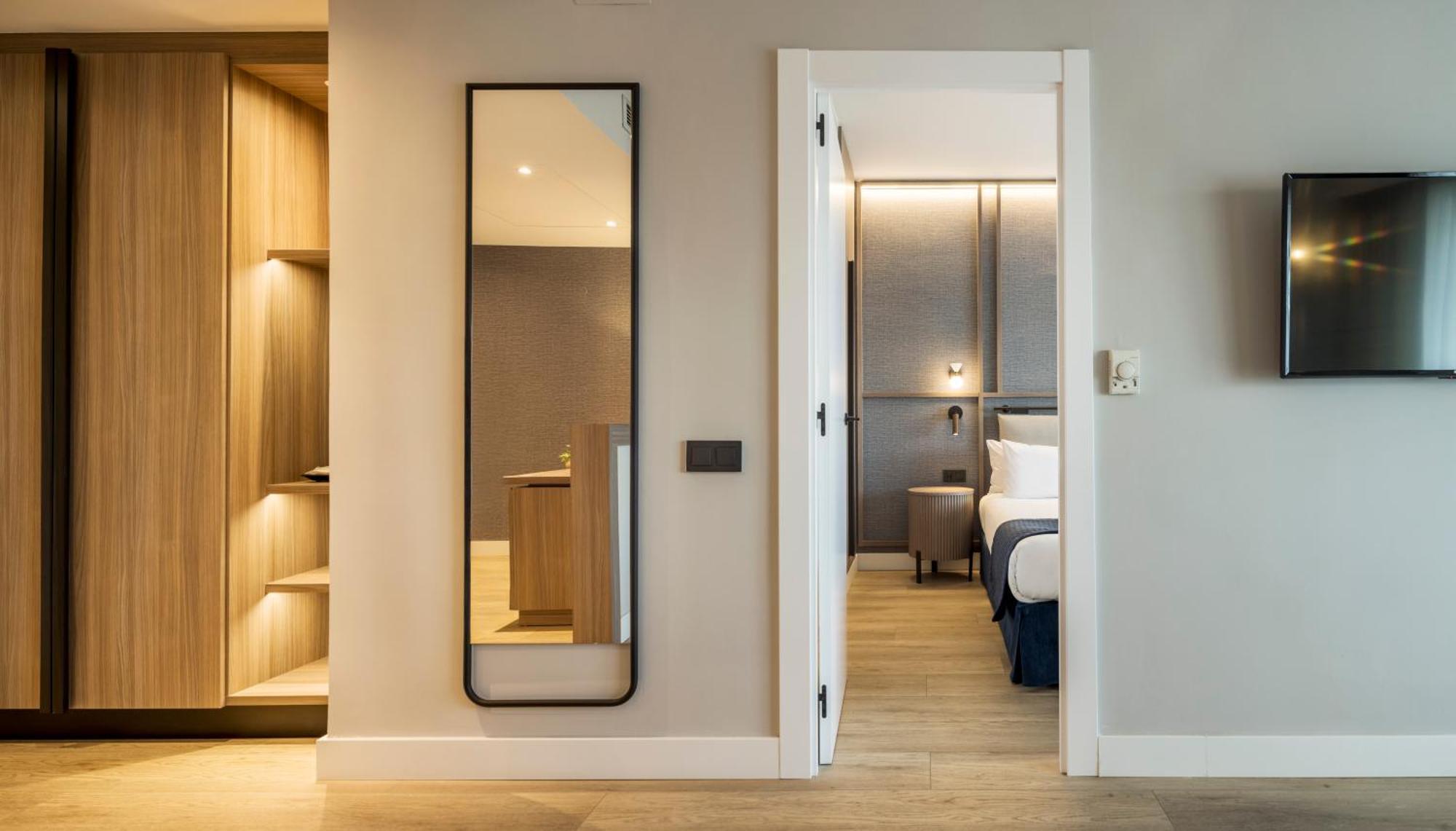 Ilunion Romareda Hotel Сарагоса Екстериор снимка