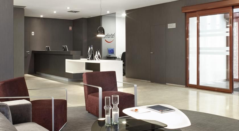 Ilunion Romareda Hotel Сарагоса Екстериор снимка