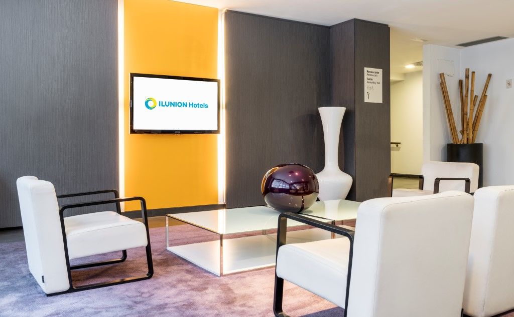 Ilunion Romareda Hotel Сарагоса Екстериор снимка