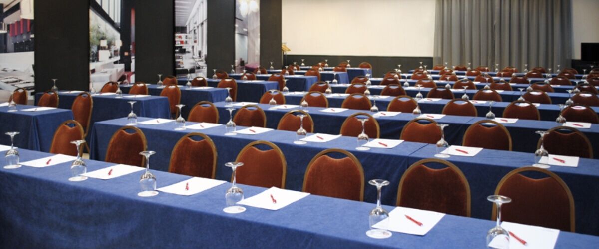 Ilunion Romareda Hotel Сарагоса Екстериор снимка